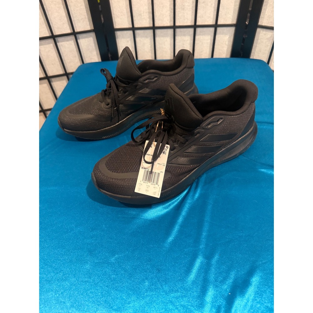NWT adidas Runfalcon 5 Men's 11.5 Black Running Shoes IE8812